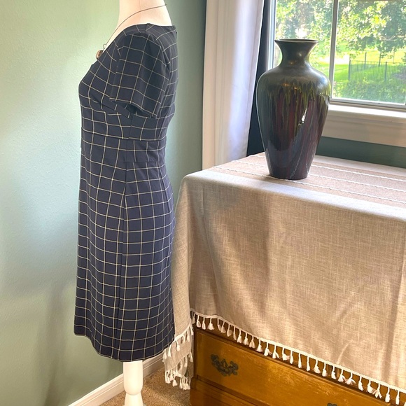 Ann Taylor Sz 4P Navy Blue Plaid Dress - Picture 4 of 10